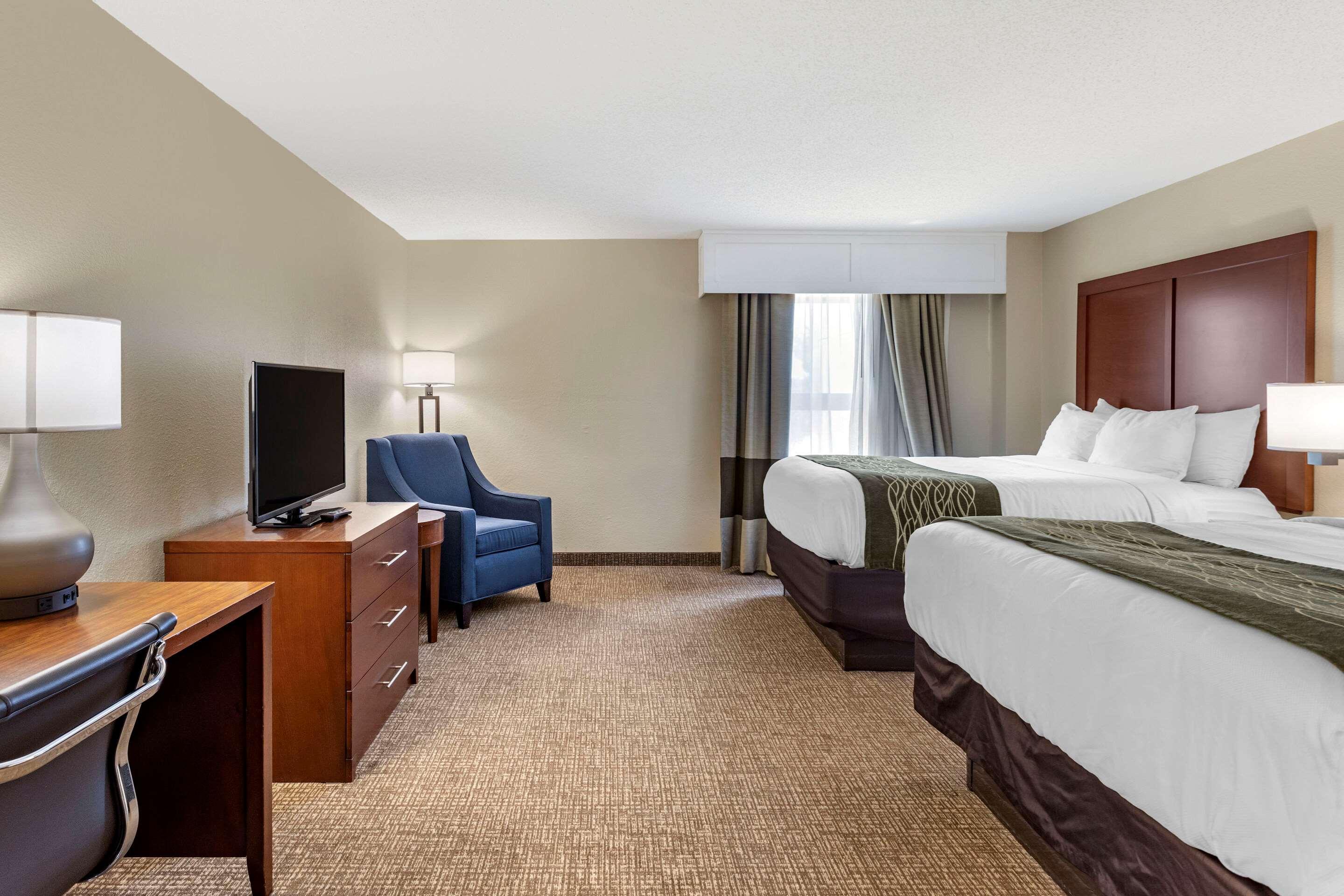 Comfort Inn & Suites Airport Литл-Рок Экстерьер фото