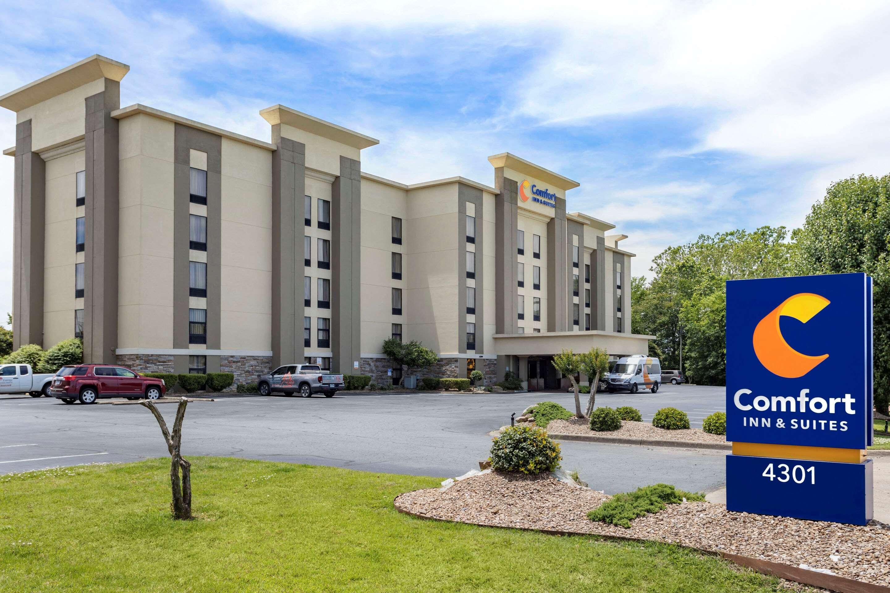 Comfort Inn & Suites Airport Литл-Рок Экстерьер фото